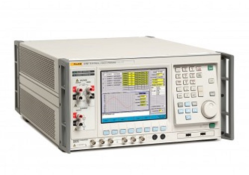 FLUKE6130B