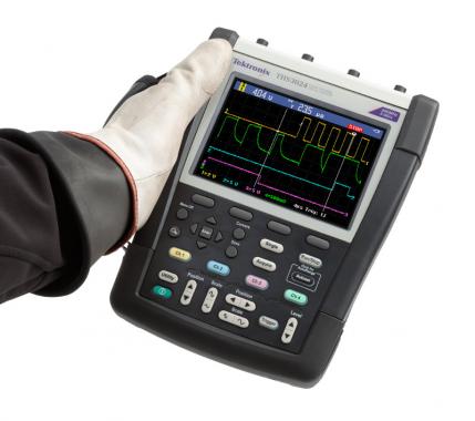 THS3024